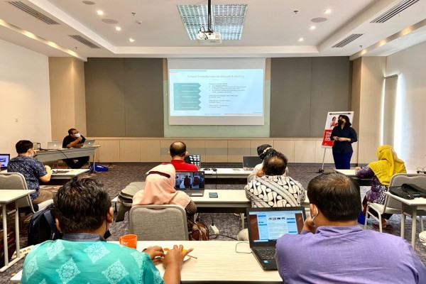 Workshop Digital Marketing Strategy dan Social Media Marketing  13 sd 17 September 2021 di Hotel Haris and Convention Surabaya